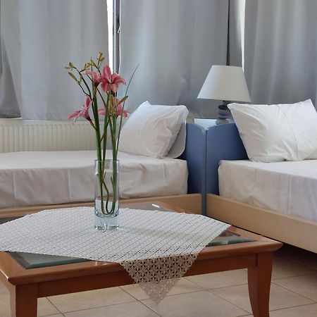 Dora'S House Comfortable Apartment With A Yard And View Pyrgadikia Exterior photo