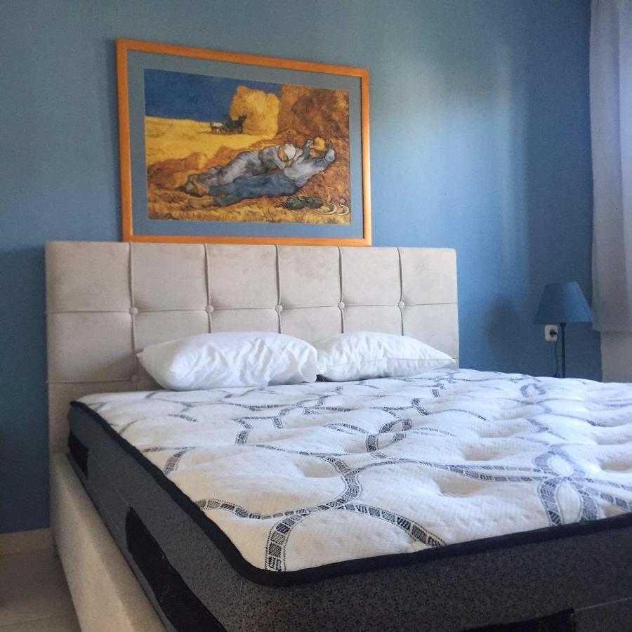 Dora'S House Comfortable Apartment With A Yard And View Pyrgadikia Exterior photo