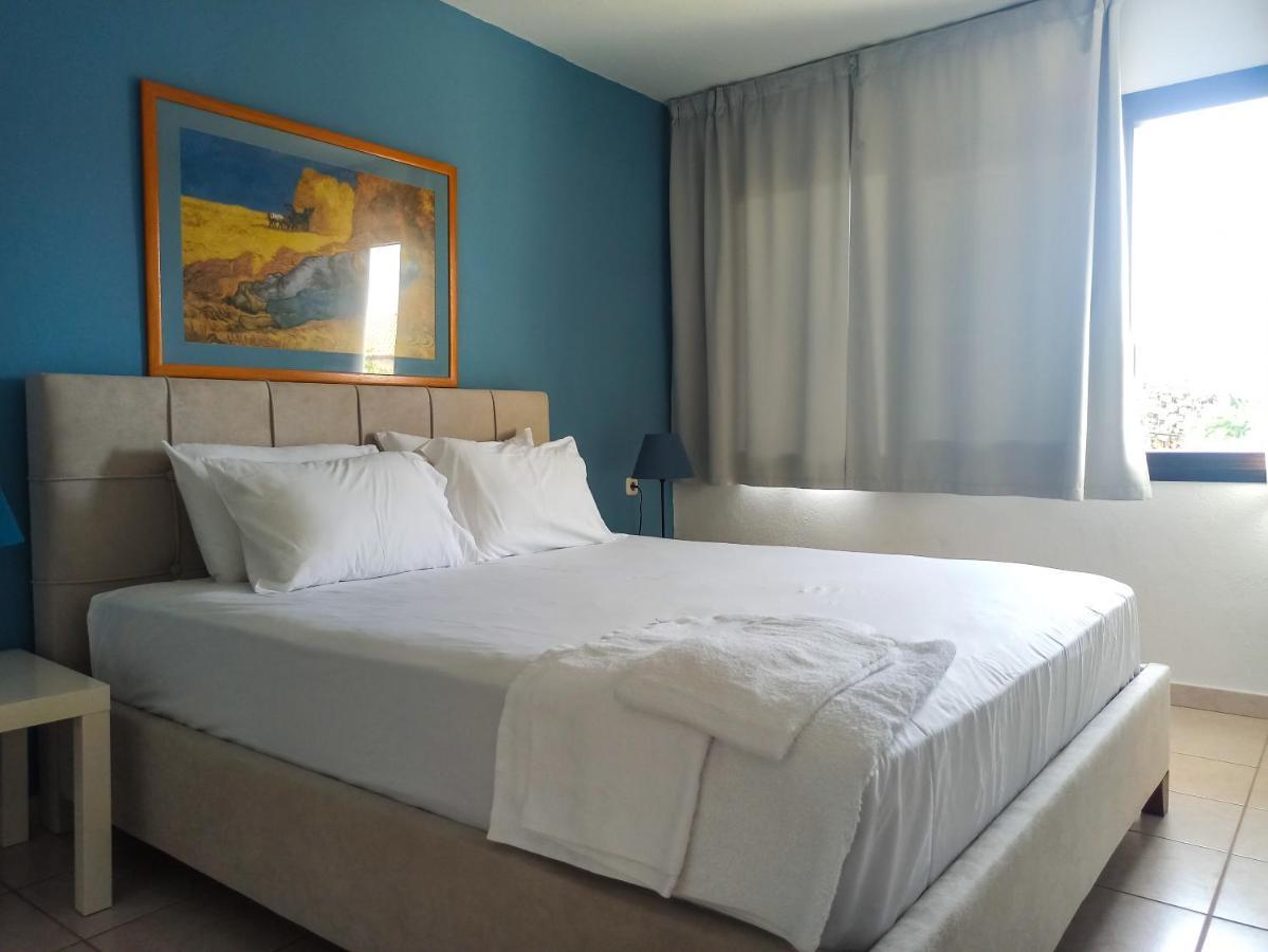 Dora'S House Comfortable Apartment With A Yard And View Pyrgadikia Exterior photo