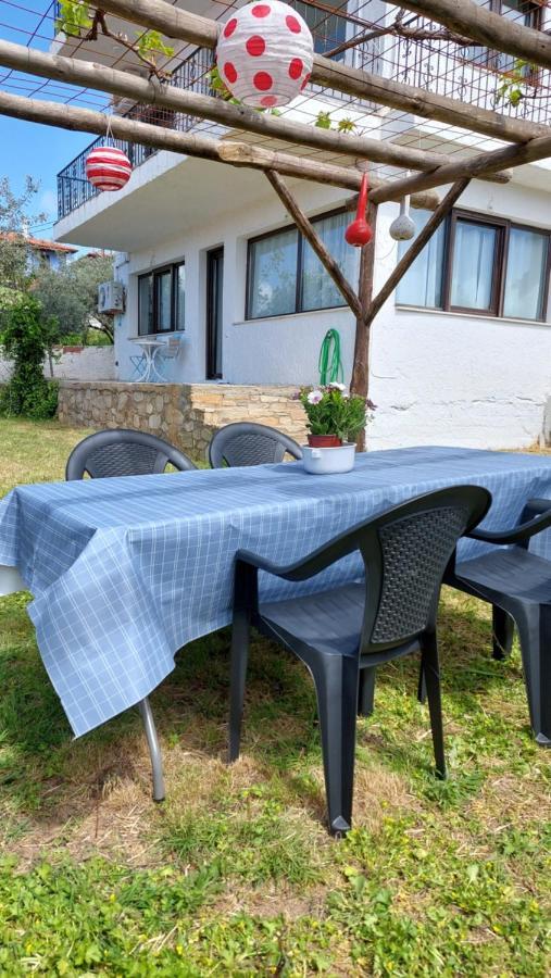 Dora'S House Comfortable Apartment With A Yard And View Pyrgadikia Exterior photo